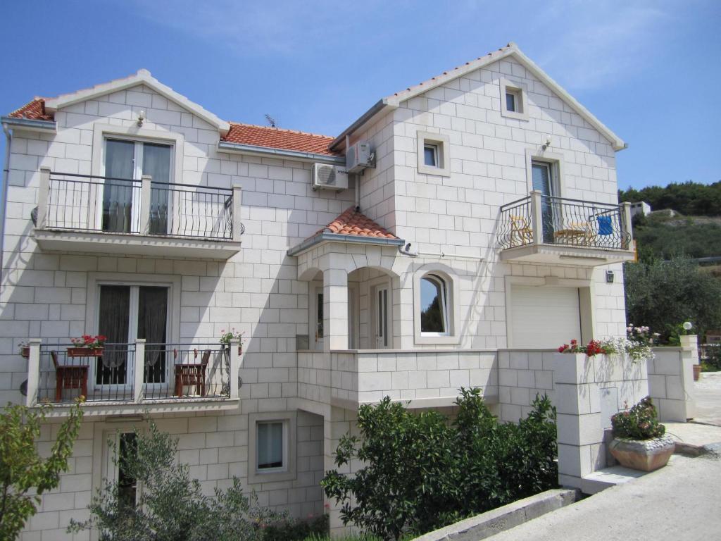 Apartments Nives Супетар Екстер'єр фото