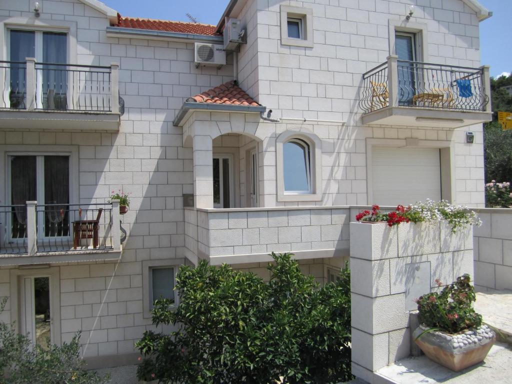 Apartments Nives Супетар Екстер'єр фото