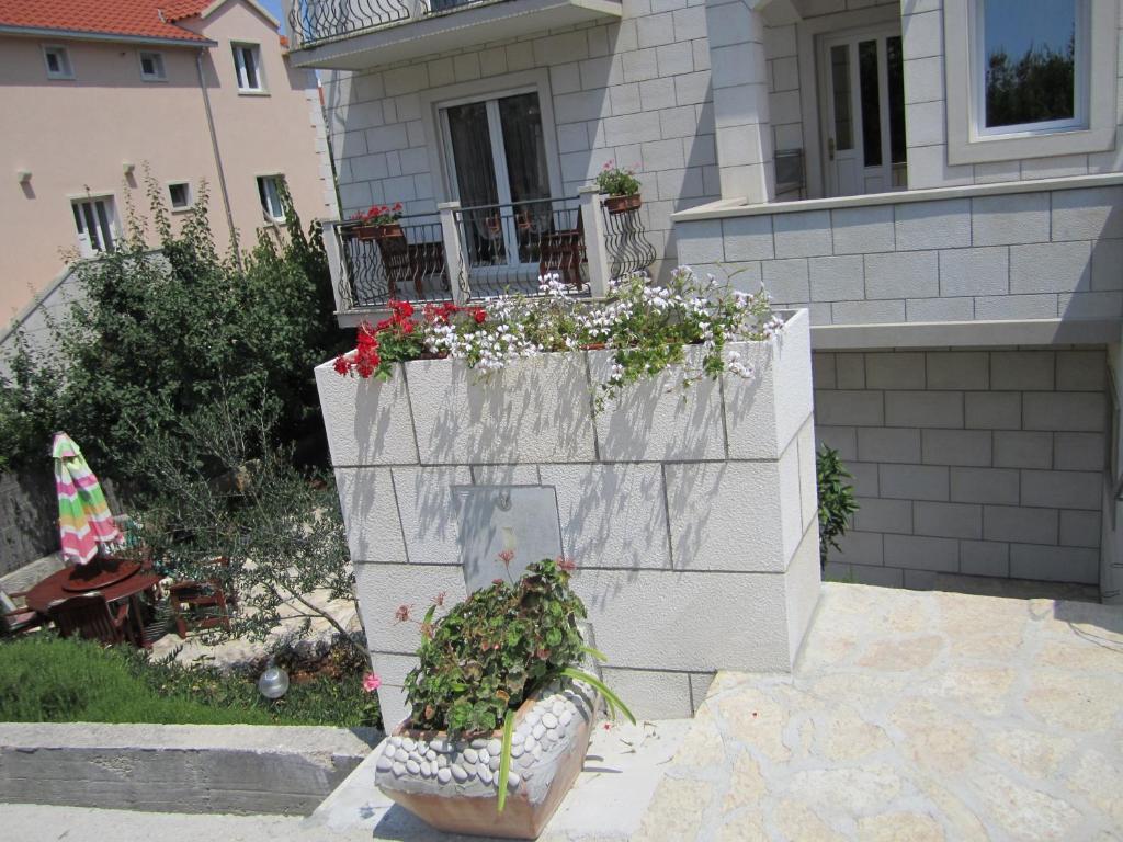 Apartments Nives Супетар Екстер'єр фото